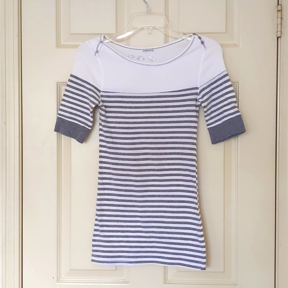 Short Sleeve Long and Stretch Tee with stripes and shoulder buttons.